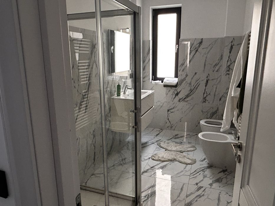 Apartament regim hotelier 3 camere – ideal pentru 5 persoane – Rădăuți