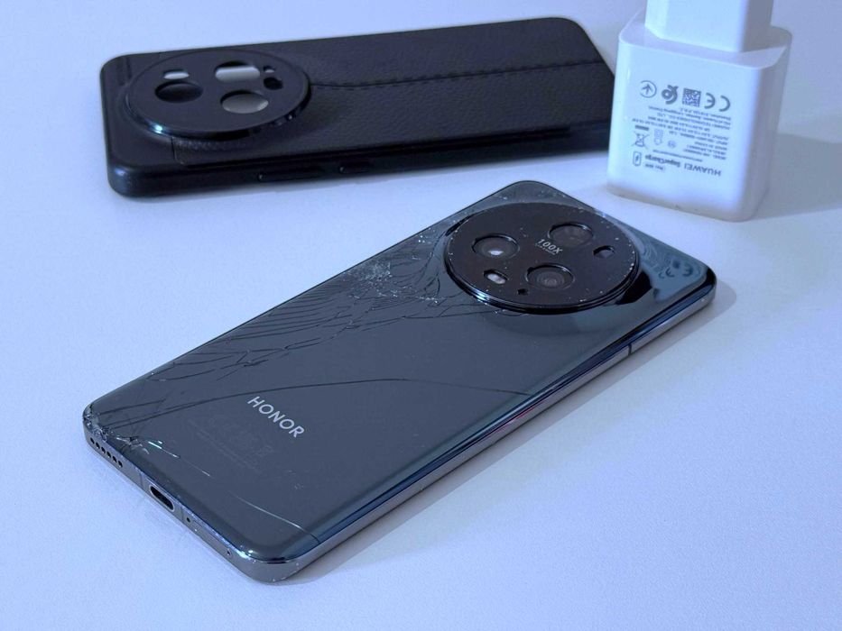 Бартер! Honor Magic 5 Pro 512GB Black (Черен) + Зарядно.