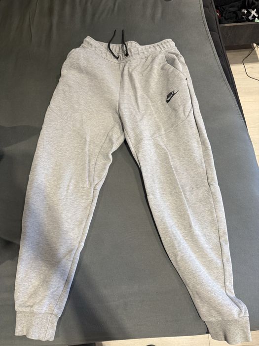 Prizrak, lacoste, nike tech