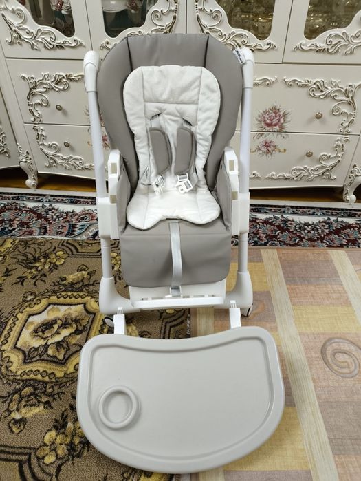 Детский стульчик для кормления