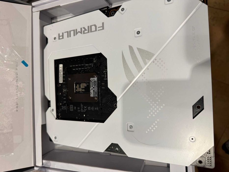 Дънна платка ASUS ROG MAXIMUS Z690 FORMULA, Socket 1700