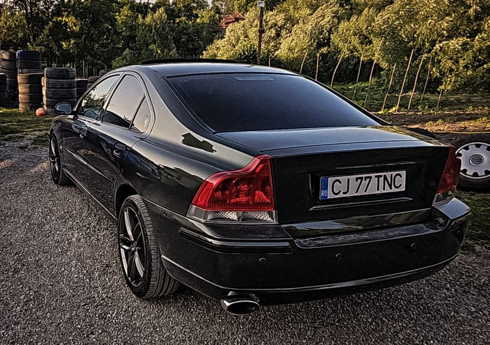 Volvo S60 D5 Summum Facelift-Configurație rară, întreținută exemplar