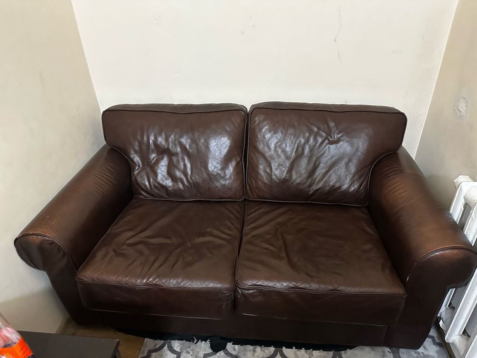 Продам кожаный диван Ikea