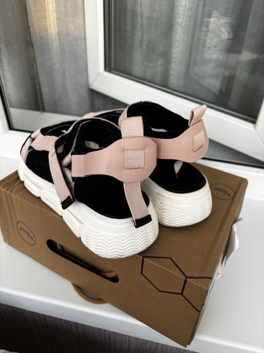 Сандали Respect