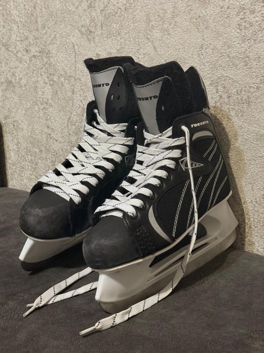 Коньки 41 размер срочно