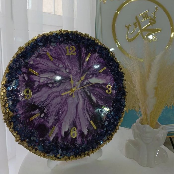 Часы работают из эпоксидной смолы 
350.00
Можно о