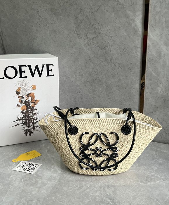 Geanta Loewe Anagram Basket 34cm, tip Premium