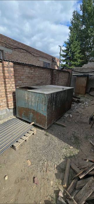Продам железные емкости