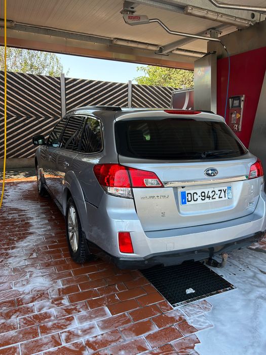subaru legancy 2.0 D exclusiv