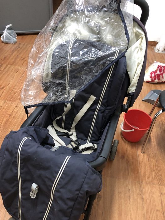 Продам коляску импортная Inglesina