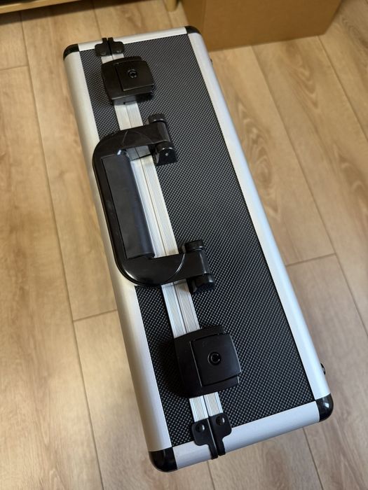 Soundcraft EFX 8 + case