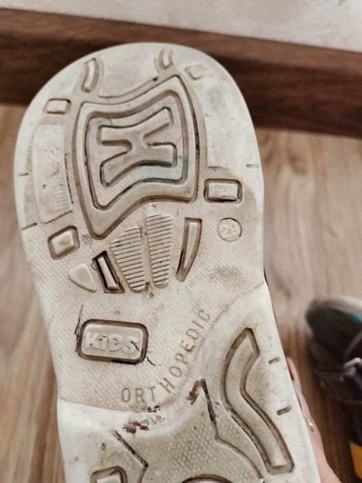 Ортопедические сандали