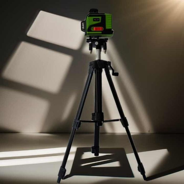 4D Лазерен Нивелир с 16 Линии (Четири Точков), Самонивелиращ се, със З