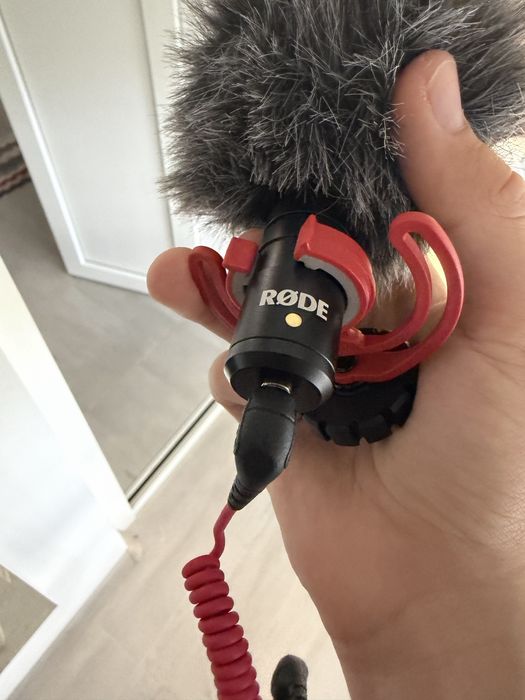 Rode mic go.