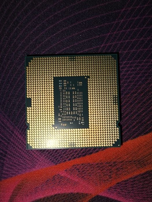 Процессор Intel core i5 10500fe