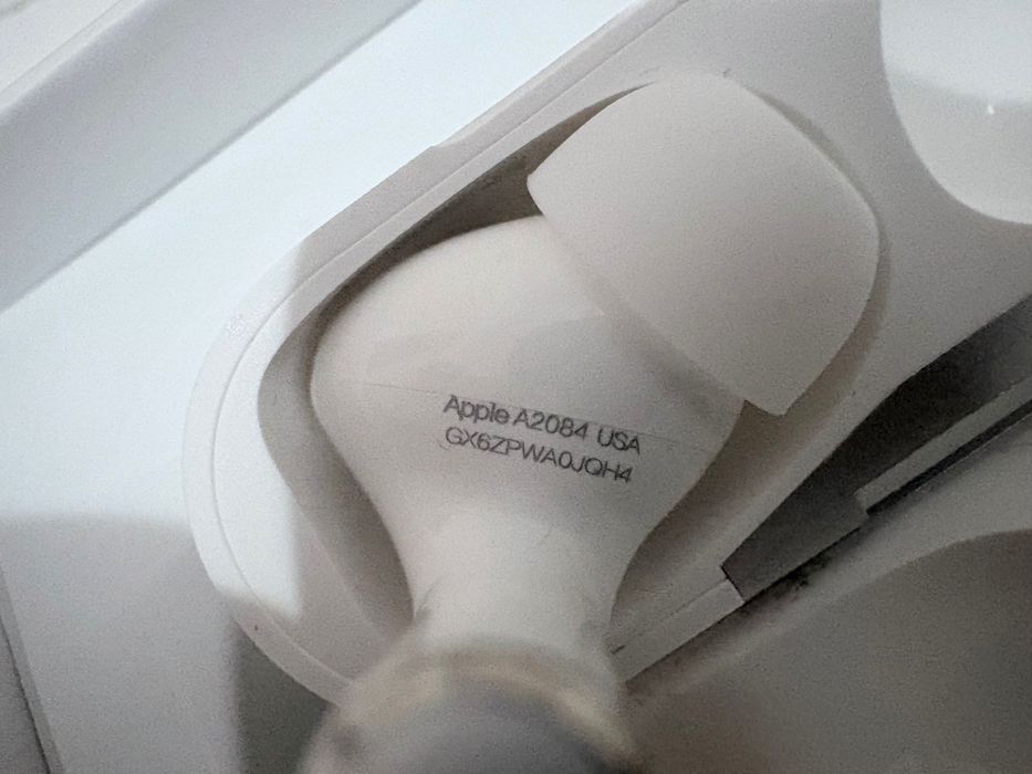 AirPods Pro 2 с купитя