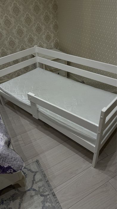 Продам десткую кровать