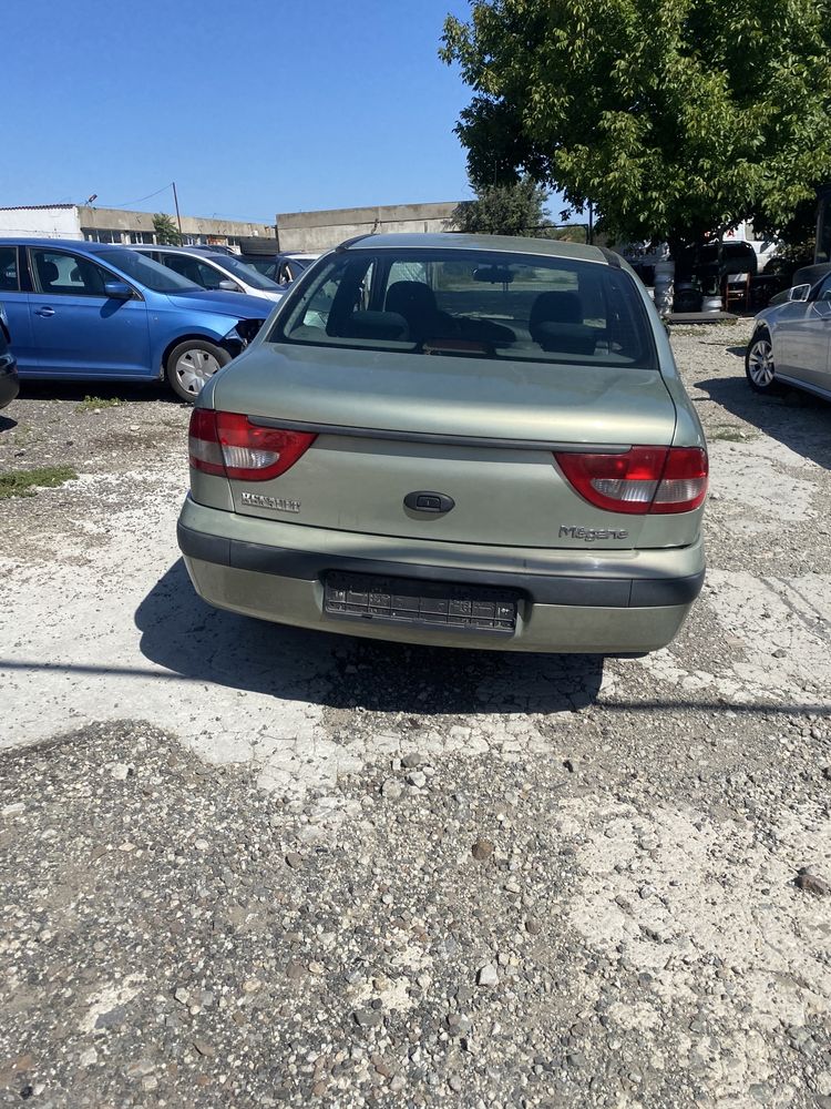 Renault megane 1.6 на части 2002 рено меган гр. Бургас Меден рудник ...