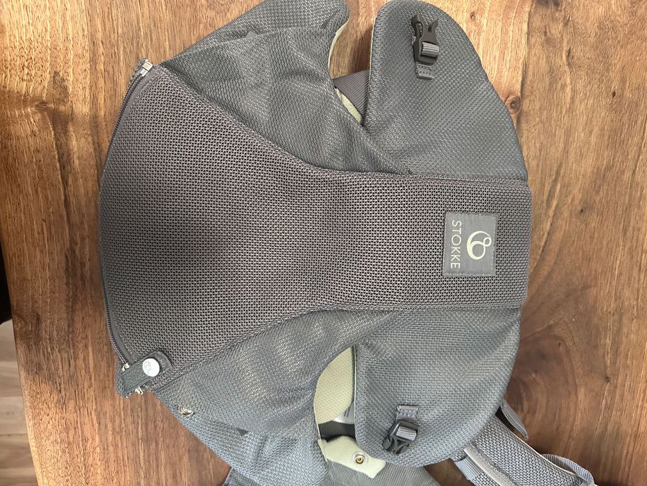 Stokke MyCarrier ергономична раница , кенгуро за предно и задно носене