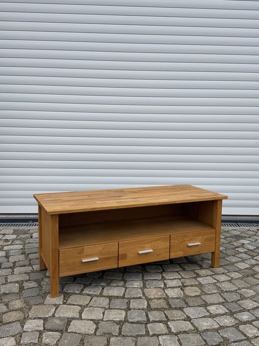 Дъбова ТВ шкаф / нисък шкаф