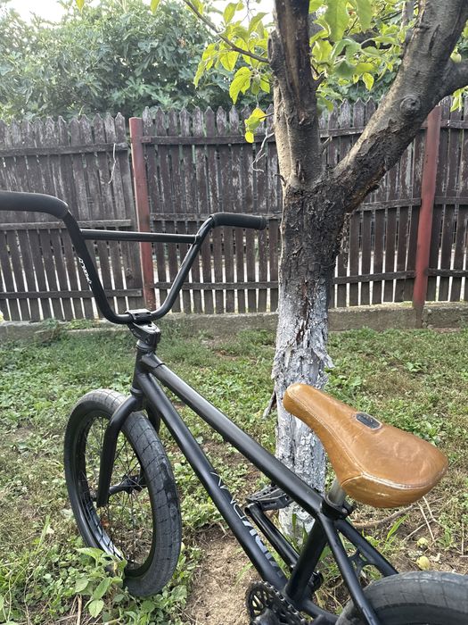 Vand Bmx Custom In Stare buna