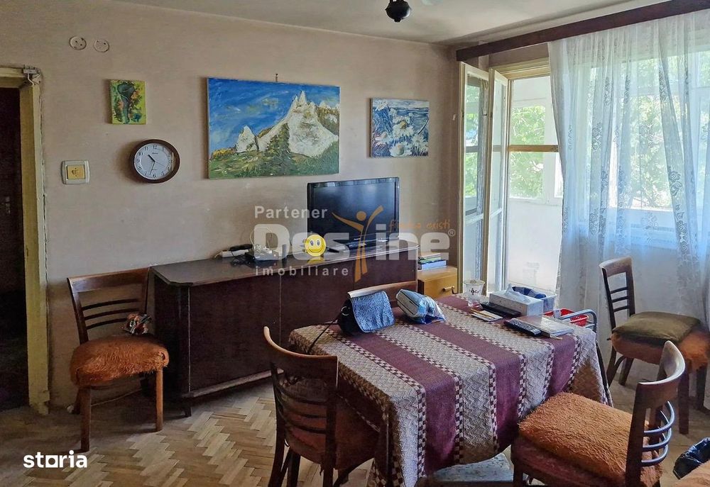 Apartament 3 Camere Semidecomandat
