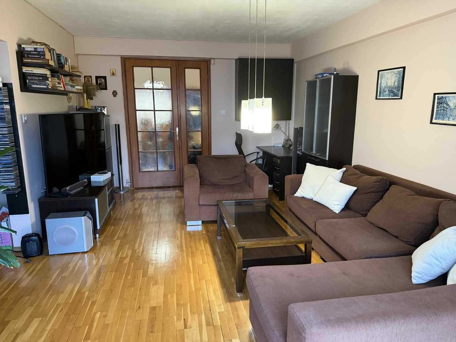 Продава се Тристаен апартамент в София, Медицинска академия - 110 кв.м за 2086 €/кв.м - Снимка #1