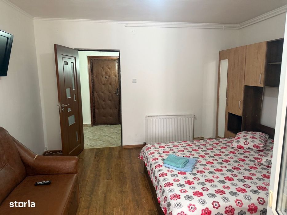Garsoniera etaj 1, Zona Burdea