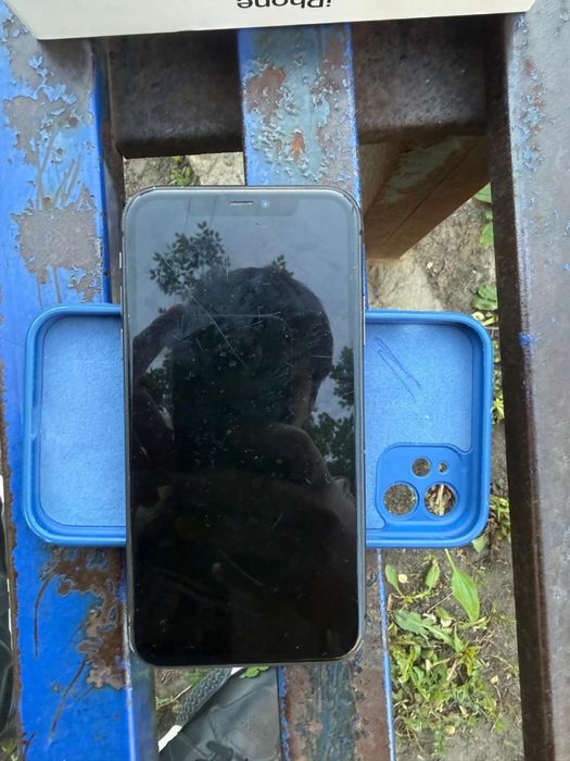 Iphone 11 акб 73 память 64