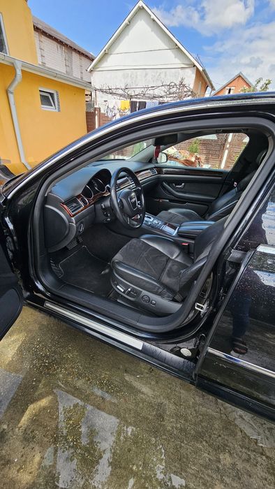 Vand audi a8 în stare foarte bună