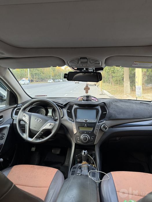 Продаётся HYUNDAI Santafee