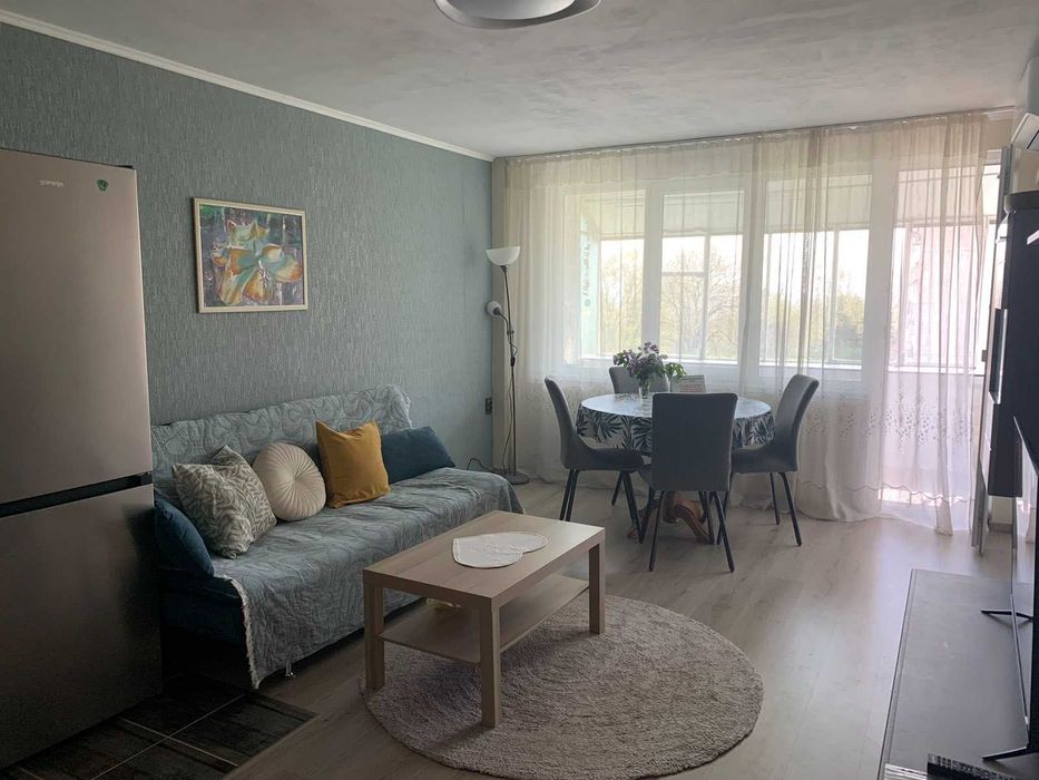Дава се под наем Тристаен апартамент в София, Младост 3 - 72 кв.м за 698.19 € - Снимка #2