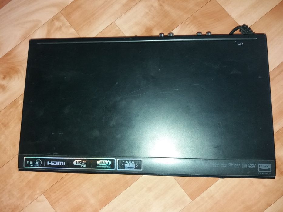 Продам  видеомагнитофоны и видео плееры