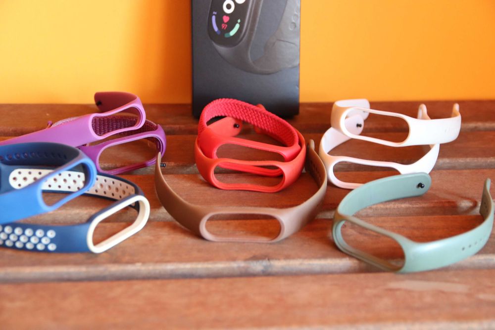 Xiaomi Smart Band 6/7 гривни, различни видове и цветове