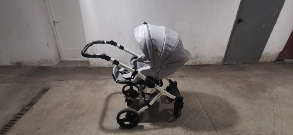 Бебешка  Количка