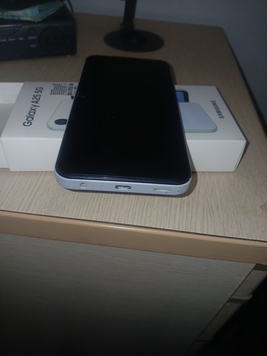читайте внимательно samsung a25 на запчасти
