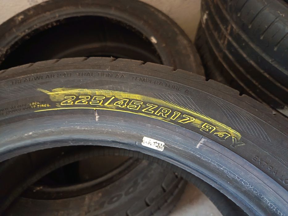 Anvelope vara 225 45 17 yokohama japan 2016 +5mm