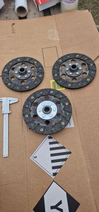 Disc ambreiaj tractor fiat 211 215 preț 300 lei se poate trimite prin