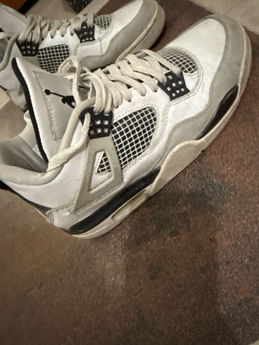 Jordan 4 military black