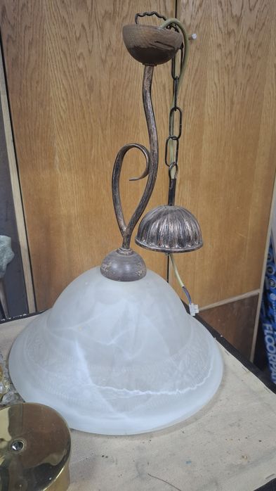 Люстры и бра.  Продам