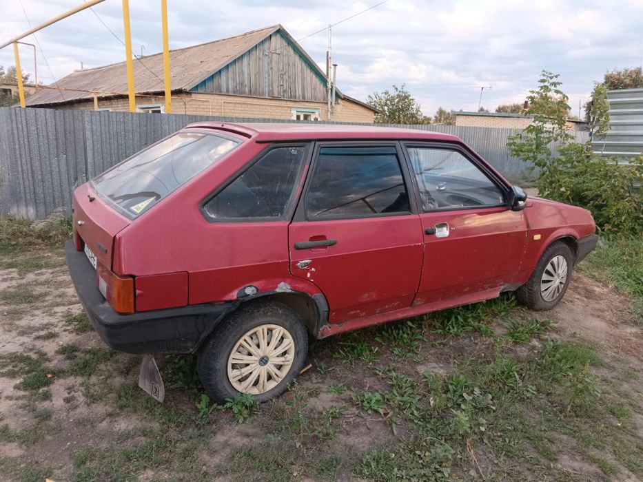 Продам машину 2109