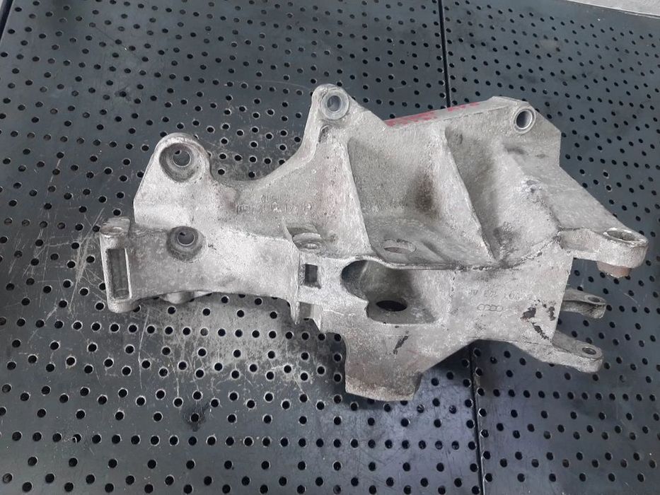 suport accesorii vw passat b5 jetta 3 touran skoda superb 1.9 tdi  038903143ae