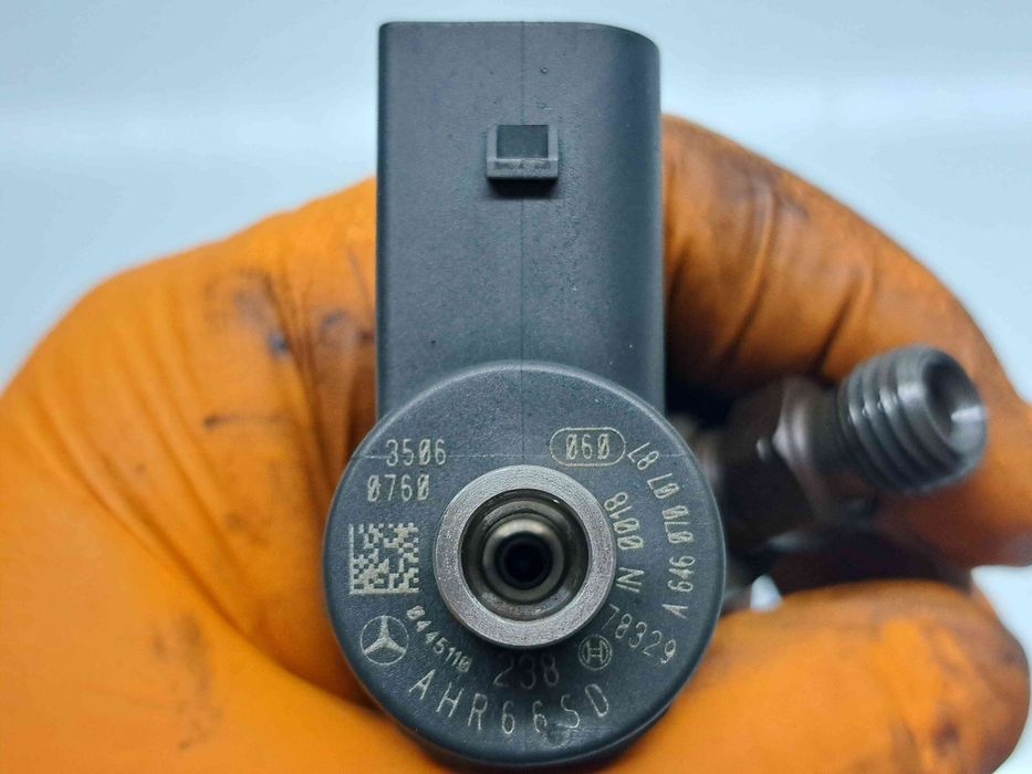 Injector  Mercedes Clasa C (W203) [Fabr 2000-2007] A6460700787 2.2 CDI