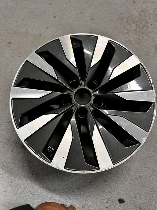 Jantă audi a6.c8.4k.cod:4k0601025.B.
