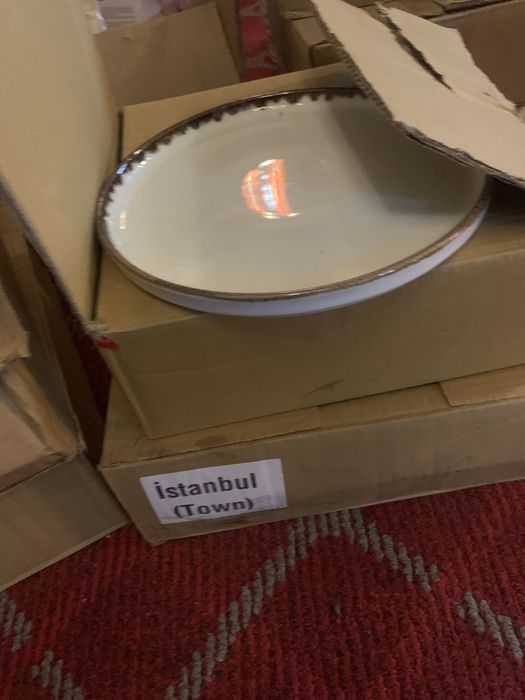 pasuda restorant idishlari stakan, tarelka, cofe taqimlari tureskiy