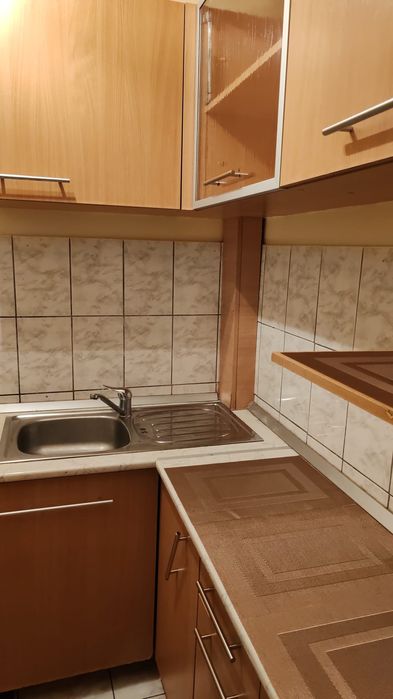 Închiriez garsoniera confort 1