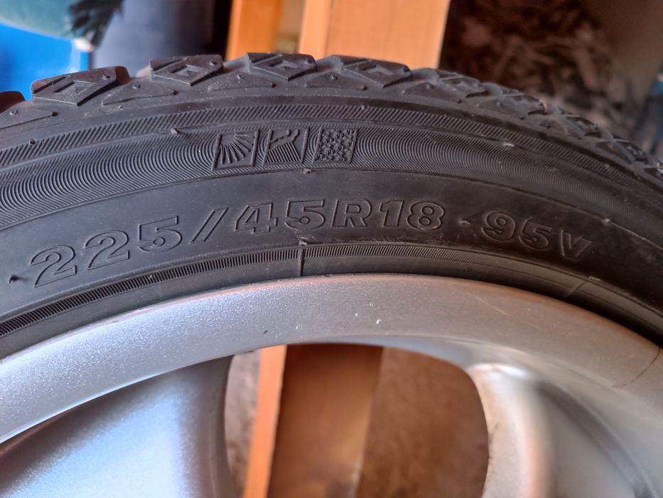 Jante cu anvelope 225/45/R18 95V