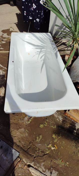 Продаётся железная ванна