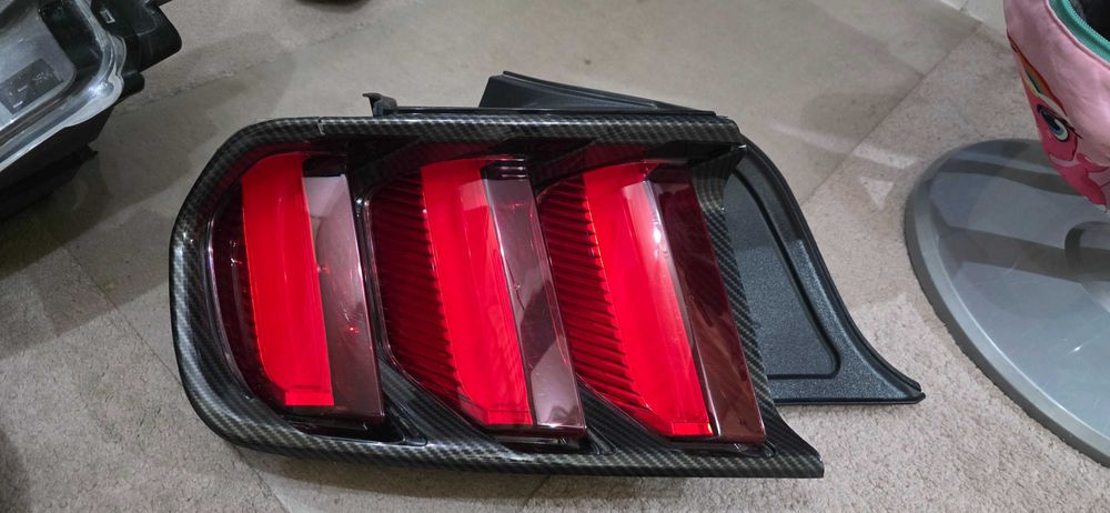 Мустанг форд задние фара левие