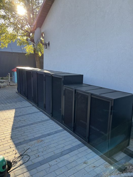 Rafturi si mese robuste din otel